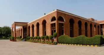 mdi-gurgaon-2015-2017-batch-summer-placement-at-rise-in-average-compensation-stipend-for-both-pgpm-pgp-hr-recruiters